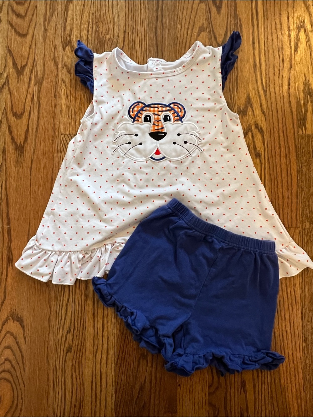 Girls' White & Blue with Orange dots Tiger Applique Game Day Set